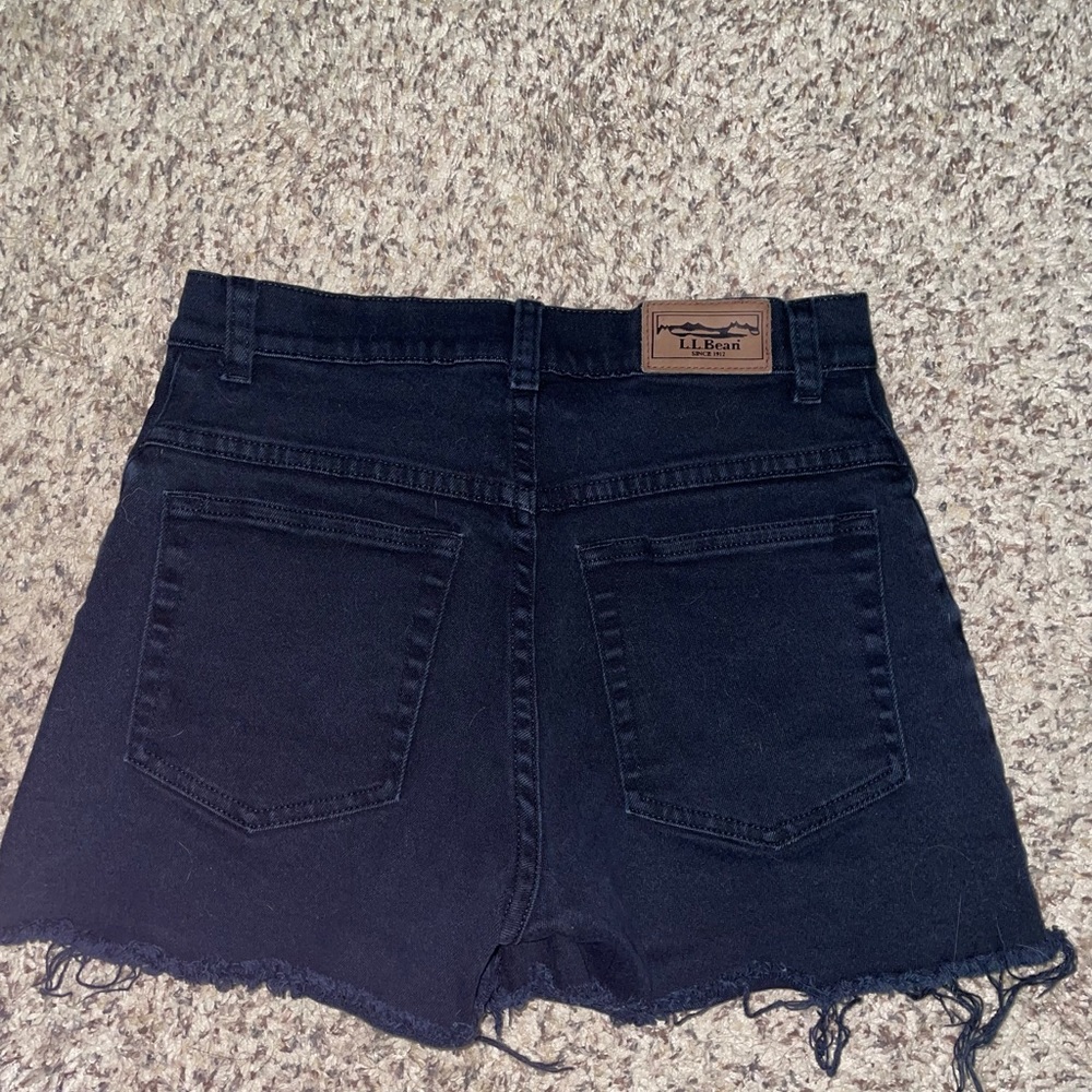LL Bean Womens Shorts Size 6 Petite Chino Mid Rise 6” Inseam 100% Cotton Pockets